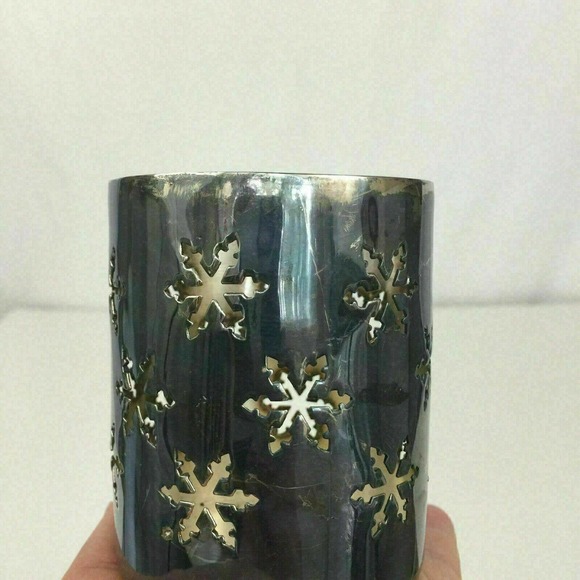 Silver Metal Snowflakes Cut-Out Candle Holder Votive Tea Light 3.5" Vintage - Picture 6 of 6
